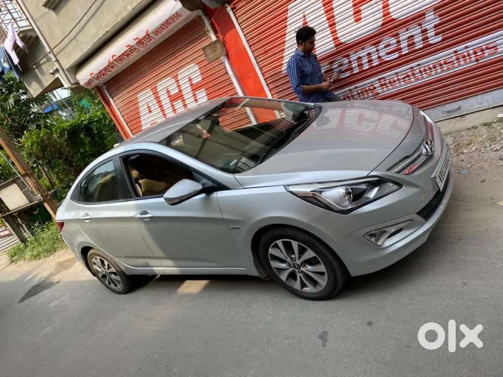 Hyundai Verna 2016 Petrol 80000 Km Driven