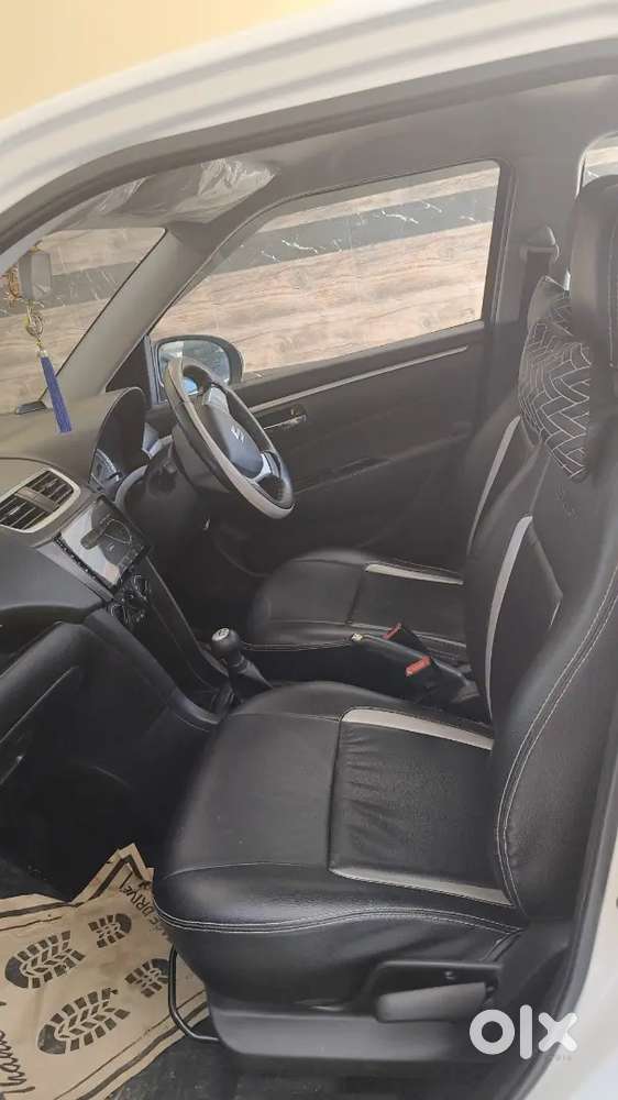 Maruti Suzuki Swift 2017 Petrol 42333 Km Driven