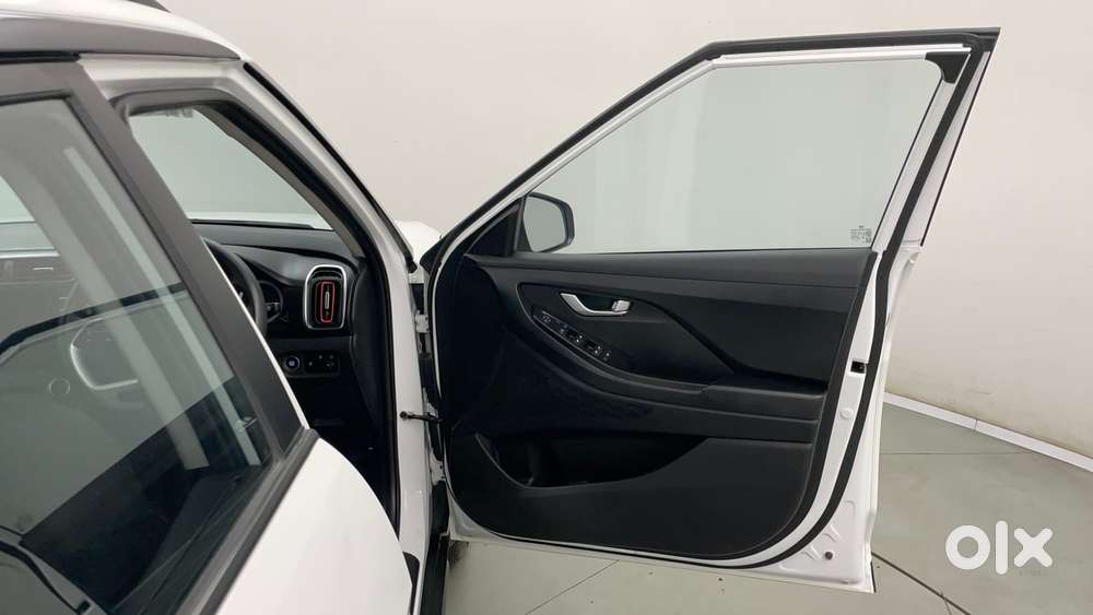 Hyundai Creta 1.5 S Plus Knight Petrol, 2023, Petrol