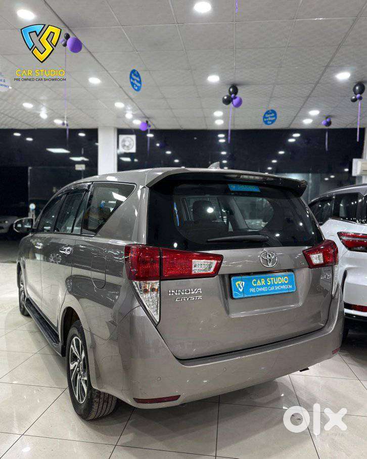 Toyota Innova Crysta 2.4 G Mt, 2021, Diesel