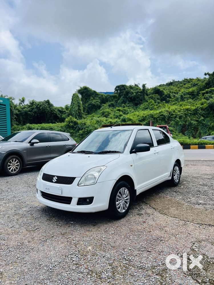 Maruti Suzuki Swift Dzire 1.2 Lxi Bsiv, 2012, Petrol