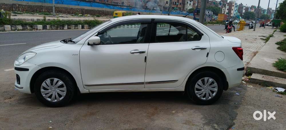 Maruti Suzuki Dzire 1.2 Vxi, 2017, Petrol