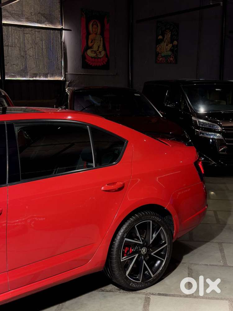 Skoda Octavia 2.0 Rs 245 Tsi, 2020, Petrol