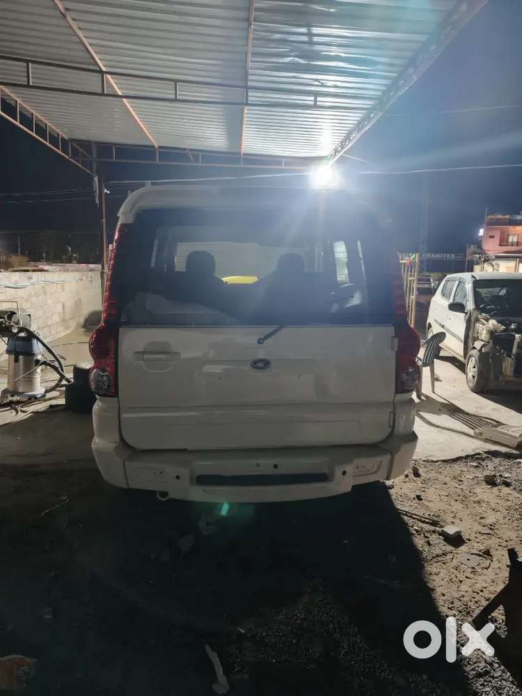 Mahindra Scorpio 2009