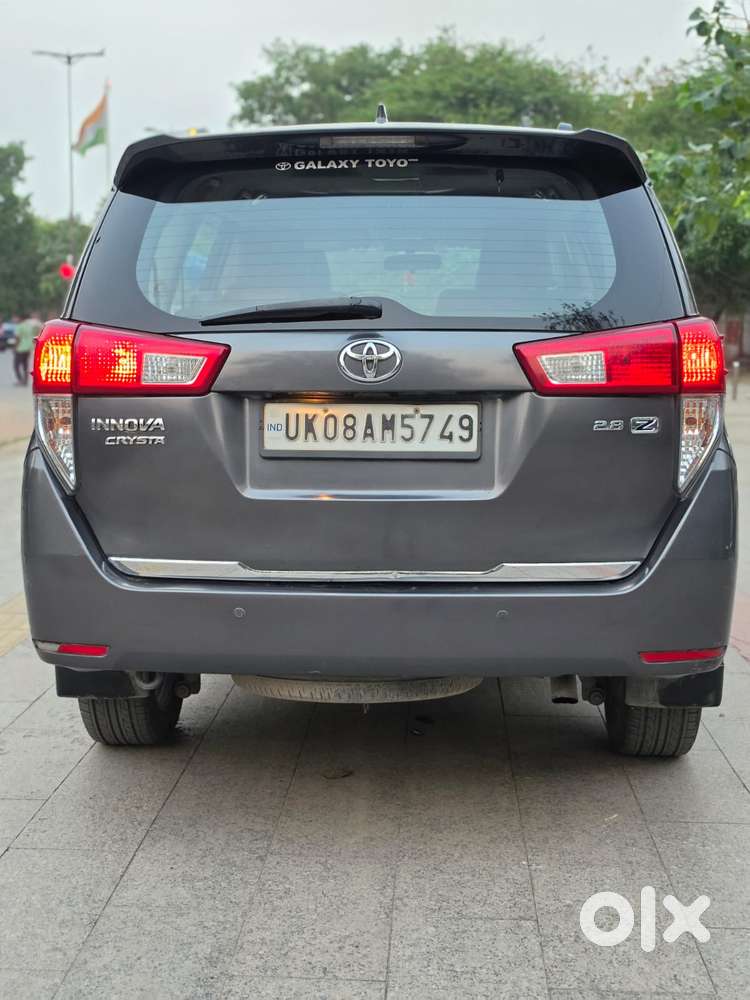 Toyota Innova Crysta 2.8z Automatic, 2016, Diesel