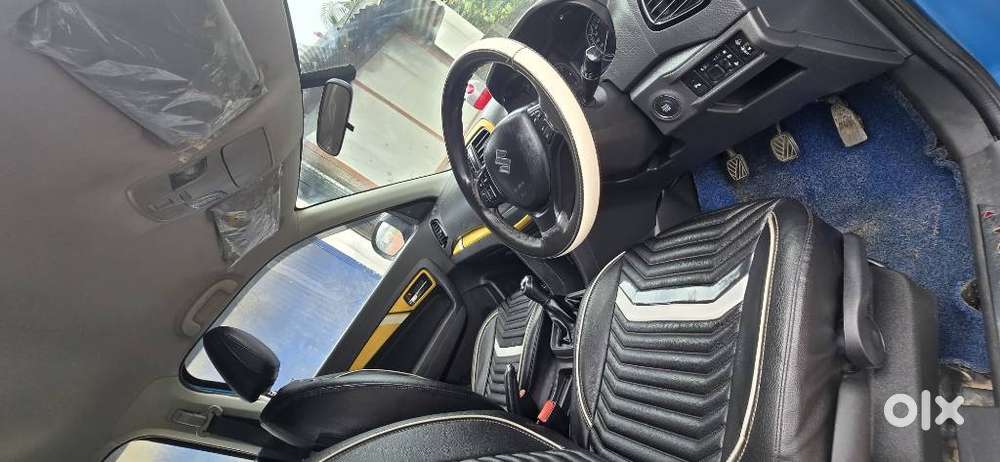 Maruti Suzuki Vitara Brezza Zdi Plus Dual Tone, 2017, Diesel