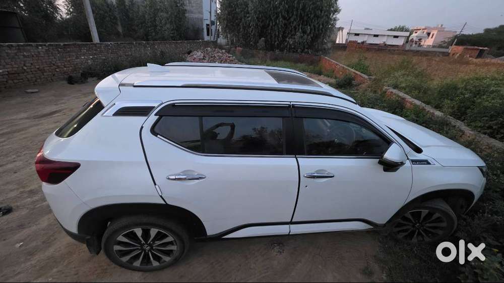 Honda Elevate 2024 Petrol Family Car