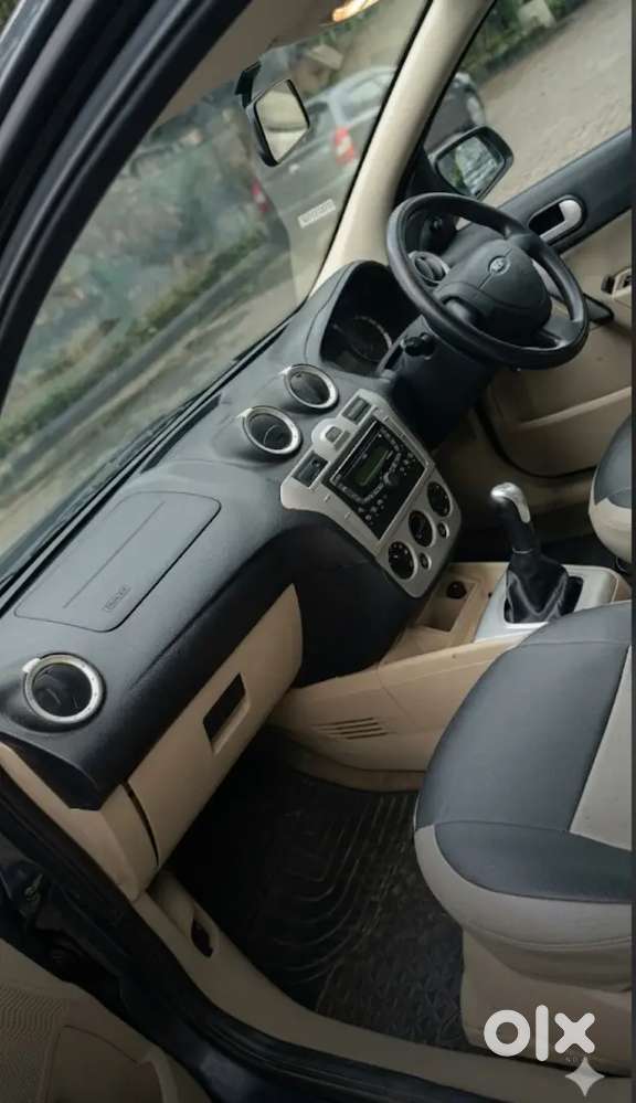 Ford Classic Titanium 2013 Car