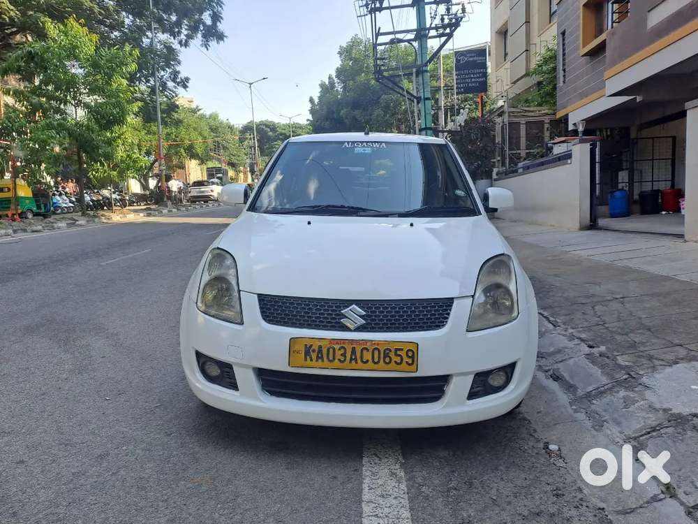 Maruti Suzuki Swift Dzire 2015
