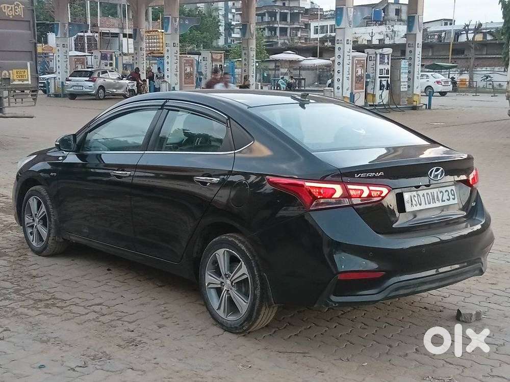 Hyundai Verna 1.6 Crdi At Sx, 2017, Diesel