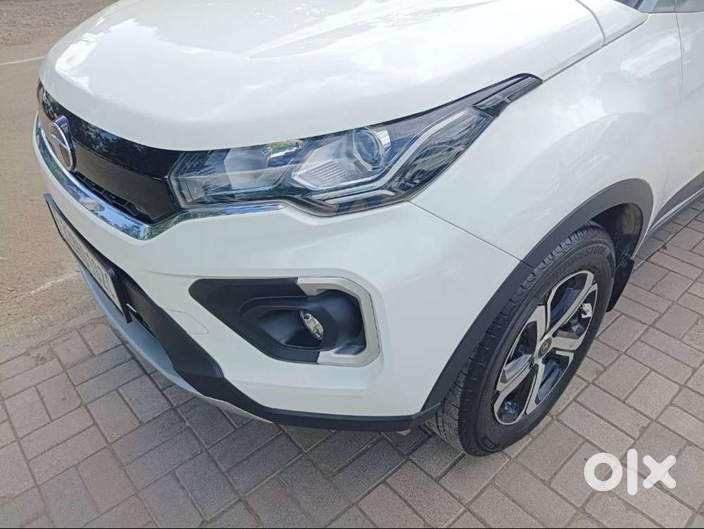 Tata Nexon Xza+ Premium Automatic Petrol, 2022 Bh Series Paid Till 28
