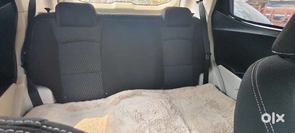 2023 Mahindra Xuv300 W4 Petrol | 1st Owner | Zero Accident | Company S