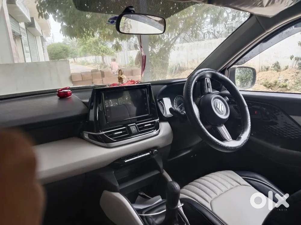 Maruti Suzuki Victoris 2026 Petrol 4000 Km Driven