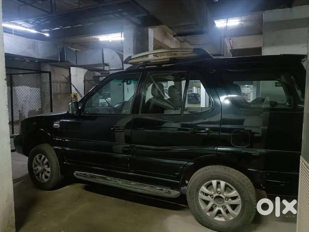 Tata Safari Dicor 2011