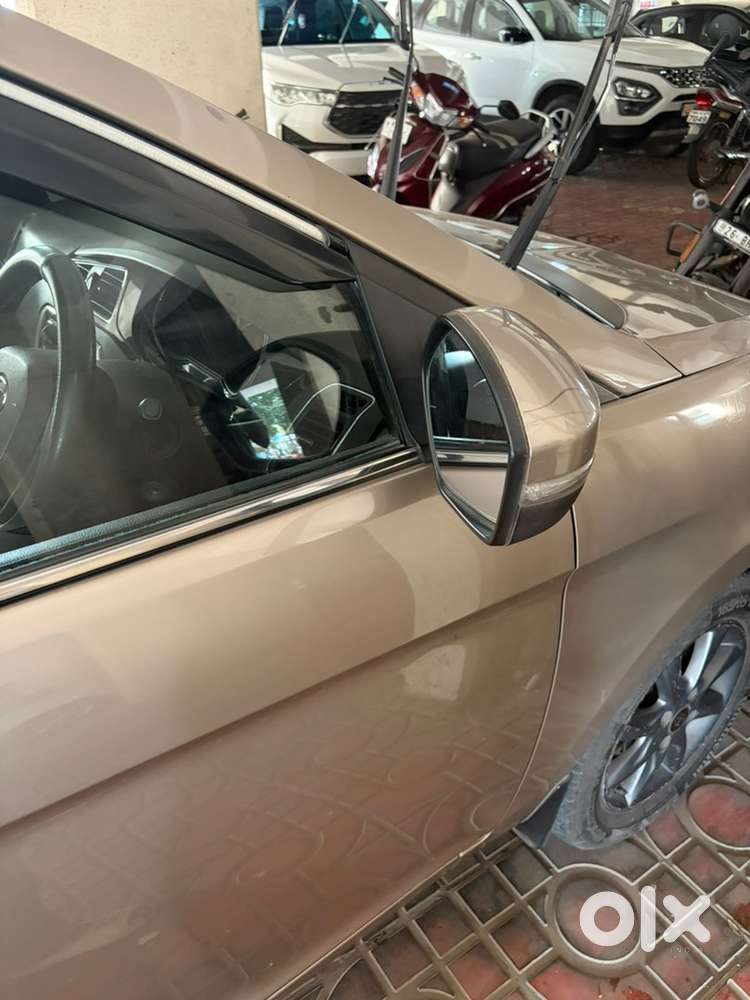 Tata Bolt Petrol 2015
