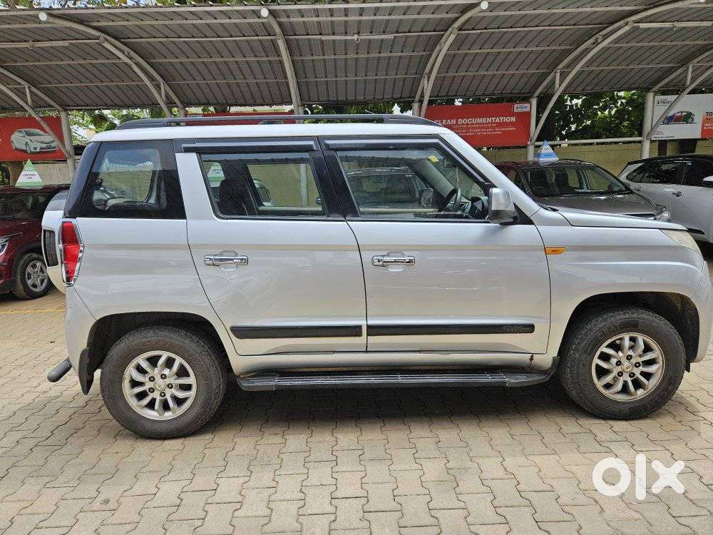 Mahindra Tuv 300 T8, 2016, Diesel