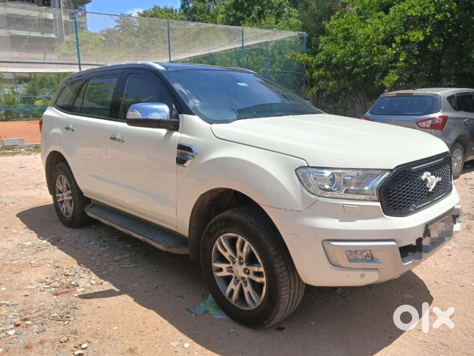 Ford Endeavour 2.2 Titanium At 4x2, 2016, Diesel