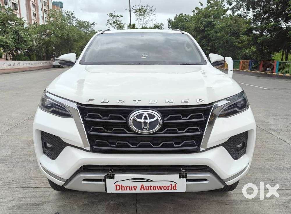Toyota Fortuner 4x4 Manual Limited Edition, 2021, Diesel
