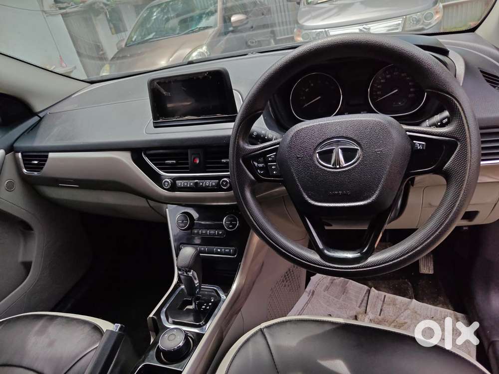 Tata Nexon 1.2 Revotron Xza Plus, 2018, Petrol