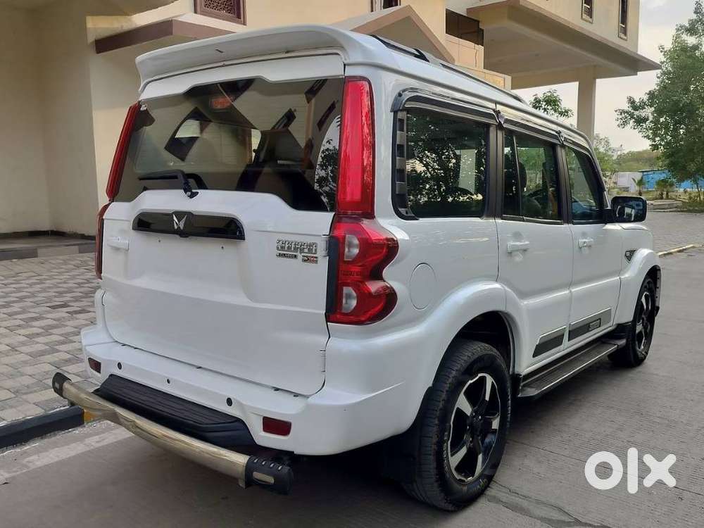 Mahindra Scorpio Classic 2.2 S 11 Mt 7 Str, 2024, Diesel