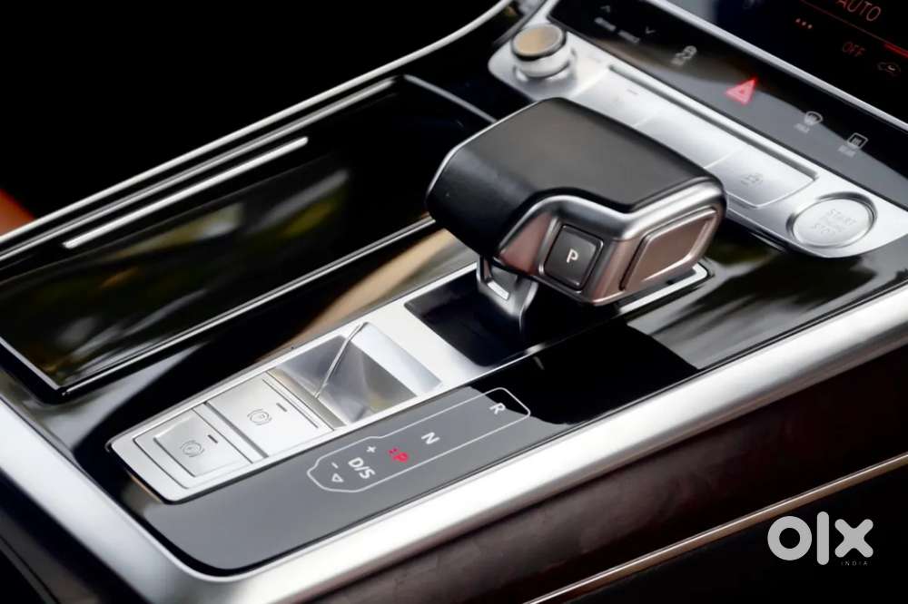 Audi Q8 3.0 Celebration Edition, 2020, Petrol