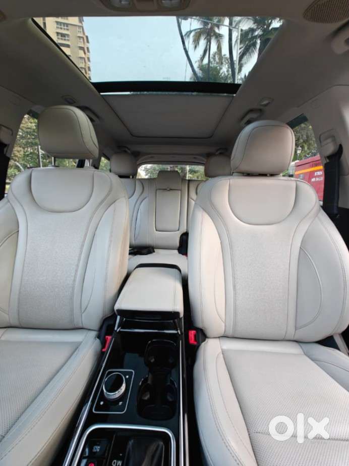 Mahindra Xuv700 2.2 Ax 7 Diesel At Luxury Pack Str, 2022, Diesel