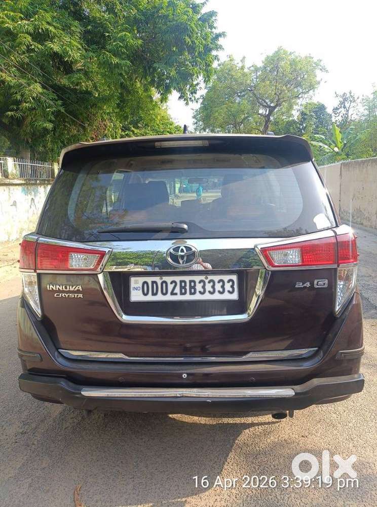 Toyota Innova Crysta 2.4 G Mt, 2019
