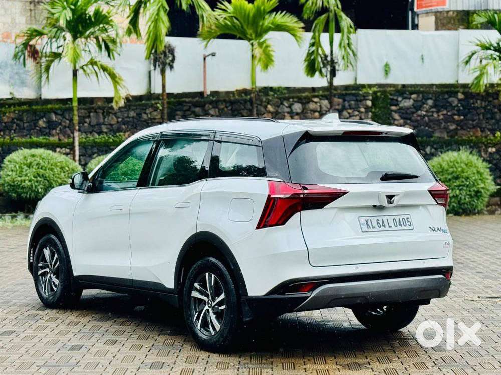 Mahindra Xuv700 2.2 Ax 5 Diesel At 7 Str, 2022, Diesel