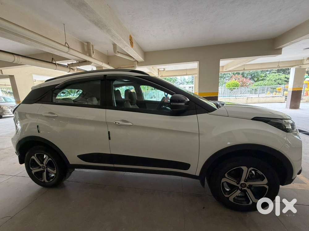 Tata Nexon Xz+s Petrol |2023|1st Owner |45000km |warranty Till Jan2028
