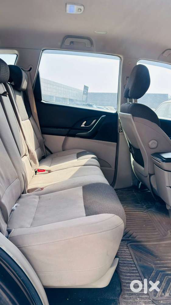 Mahindra Xuv500 W6 At, 2017, Diesel