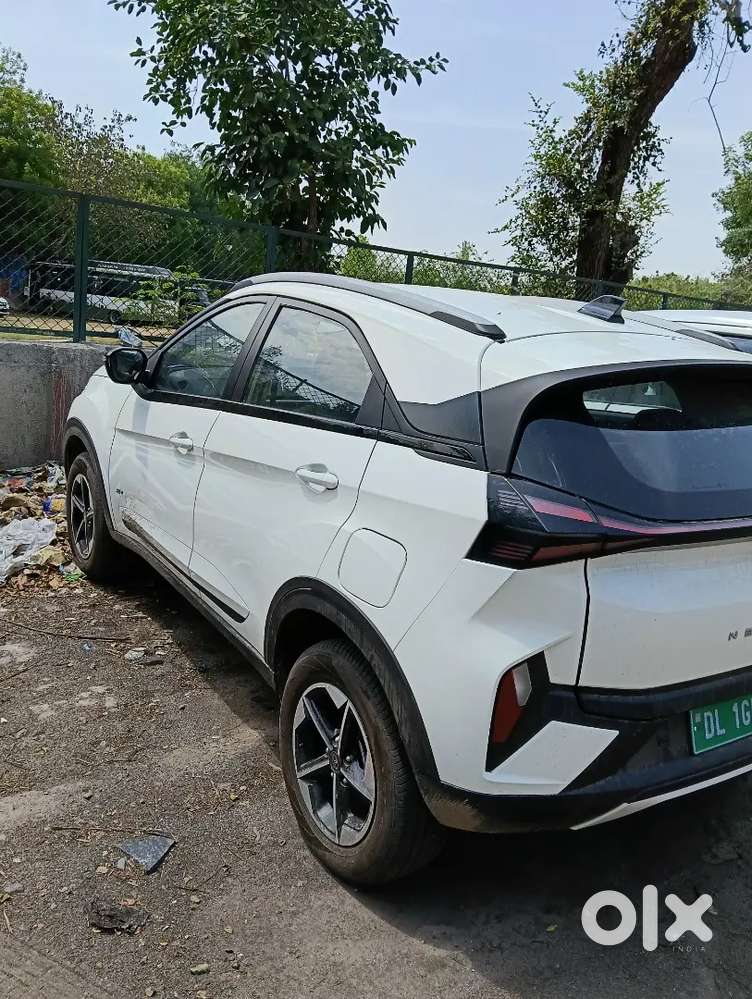 Maruti Suzuki Brezza 2026 Cng & Hybrids 035 Km Driven