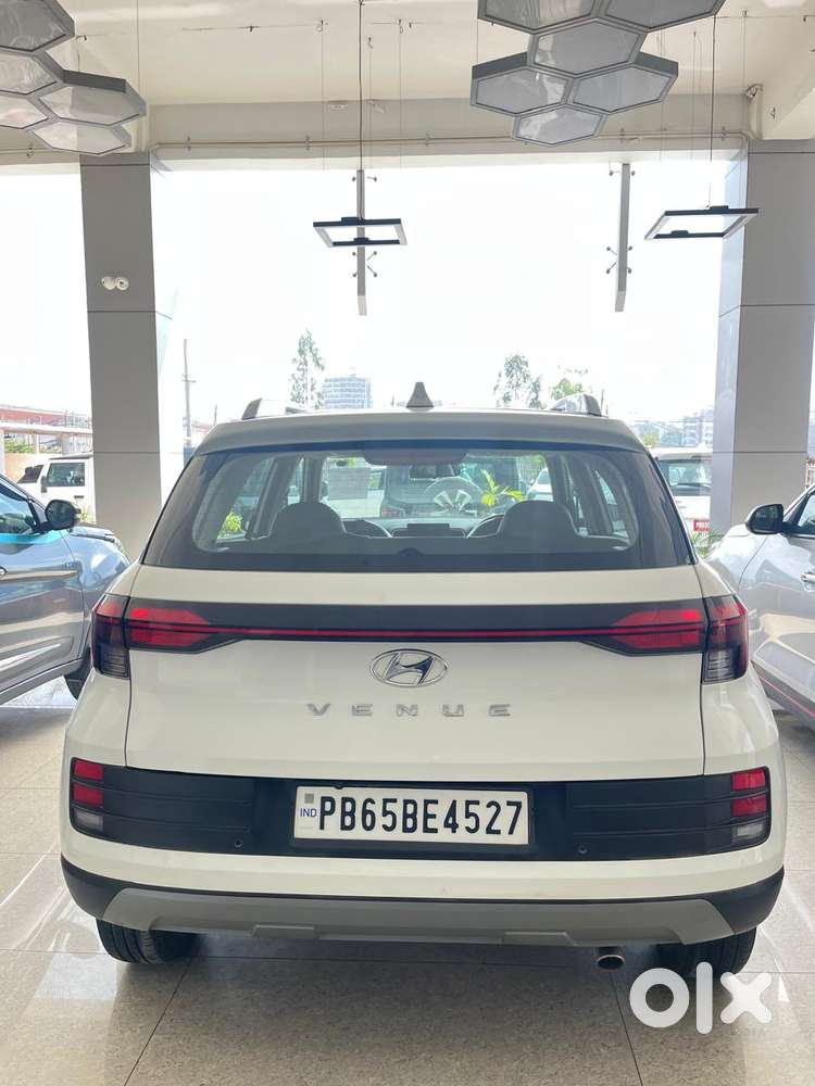 Hyundai Venue S Mt 1.2 Kappa, 2022, Petrol