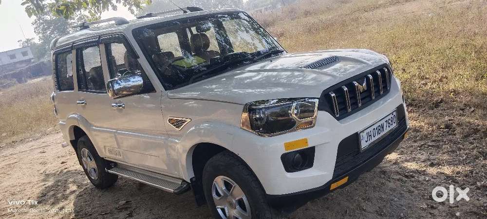 Mahindra Scorpio 2015 Diesel 180000 Km Driven