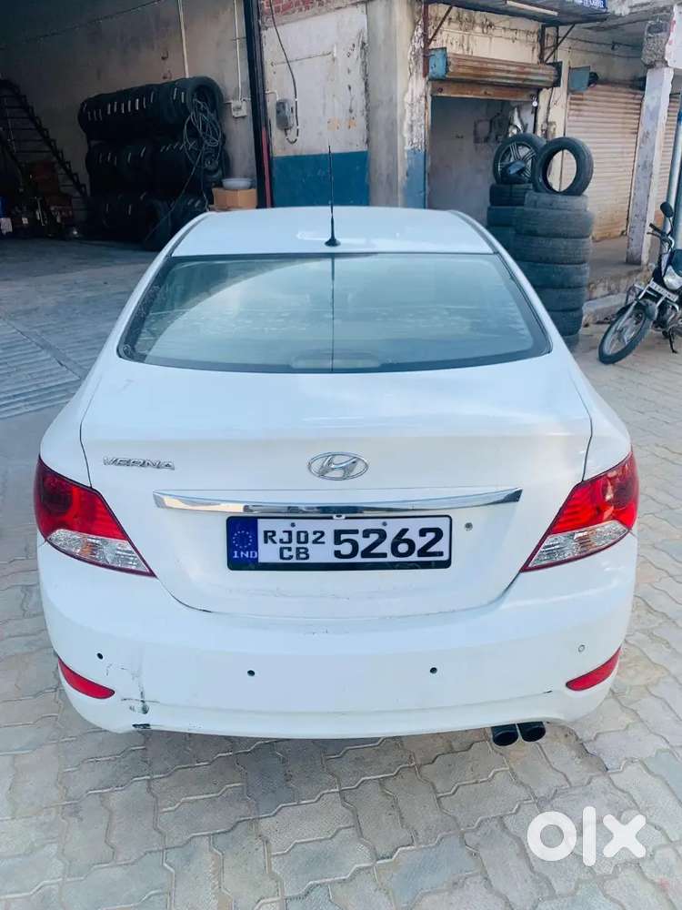 Hyundai Verna 1.6 S 2012