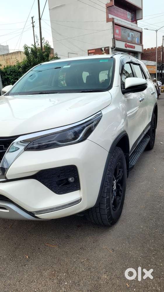 Toyota Fortuner 4x2 At 2.8 Diesel, 2021, Diesel