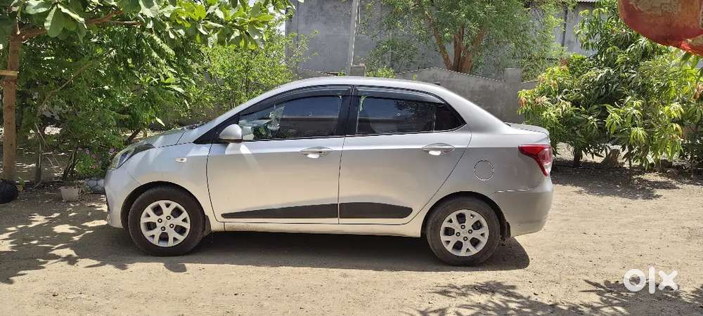 Hyundai Xcent 2016 Diesel Well Maintained