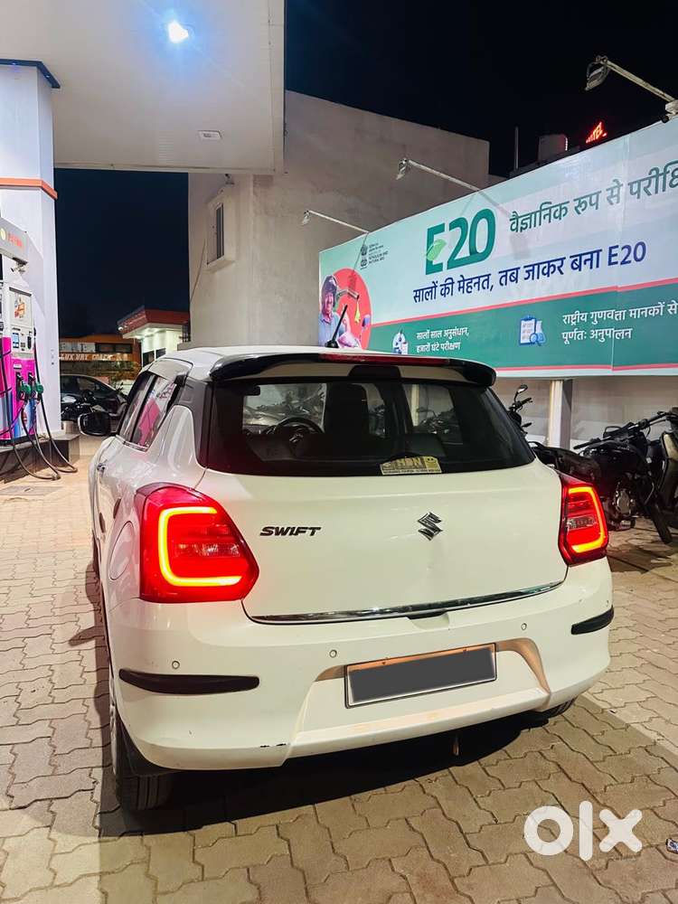 Maruti Suzuki Swift Vvt Vxi, 2022, Petrol