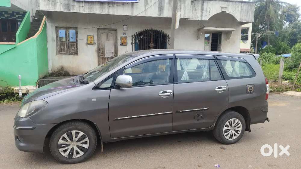 Toyota Innova 2.5 Gx 2010
