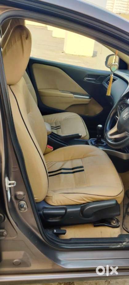 Honda City 1.5 V 4th Gen I-vtec Mt, 2016, Petrol