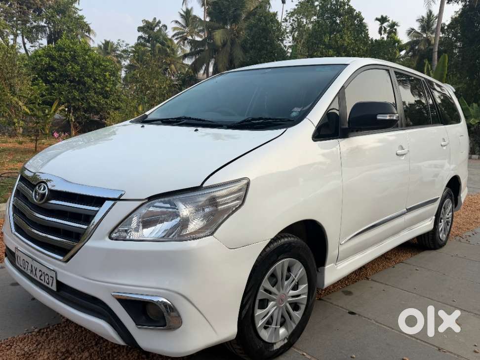 Toyota Innova, 2005