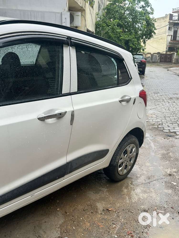 Hyundai Grand I10 2013 Petrol Good Condition