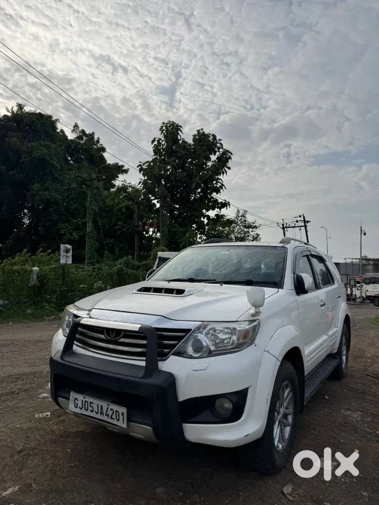 Toyota Fortuner 2012 Manual