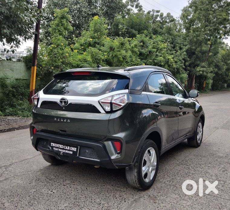 Tata Nexon 1.5 Revotorq Xm (s), 2022, Diesel
