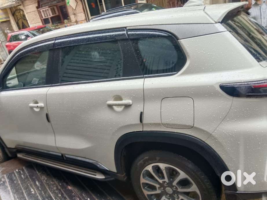Maruti Suzuki Grand Vitara 1.5 Delta Smart Hybrid At, 2024, Petrol