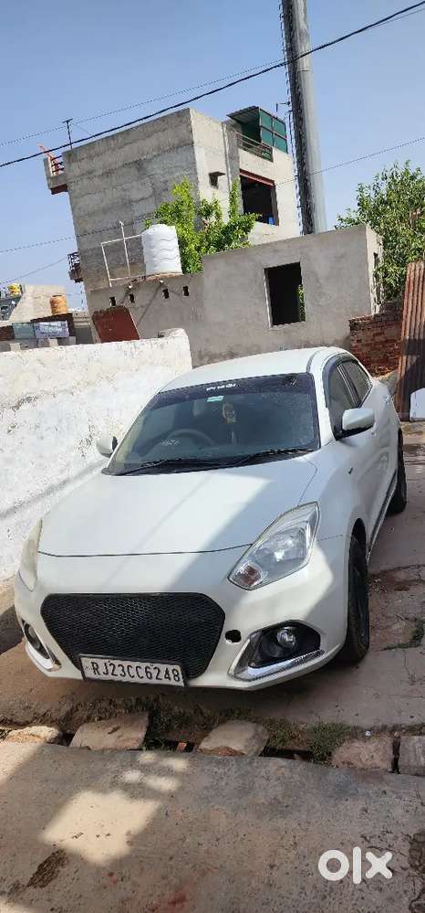 Maruti Suzuki Swift Dzire 2017 Petrol 76500 Km Driven