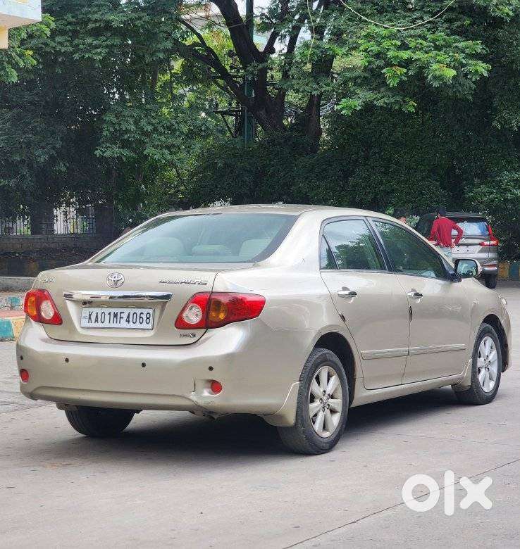 Toyota Corolla Altis G Hv At, 2010, Petrol