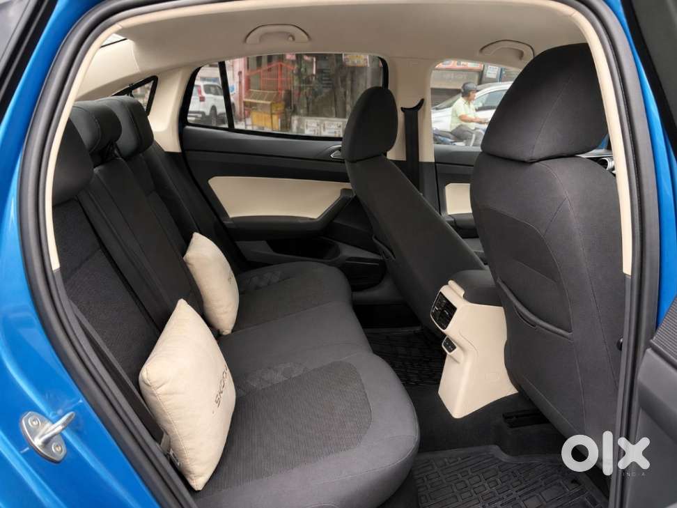 Skoda Slavia 1.0 Ambition Tsi At, 2024, Petrol