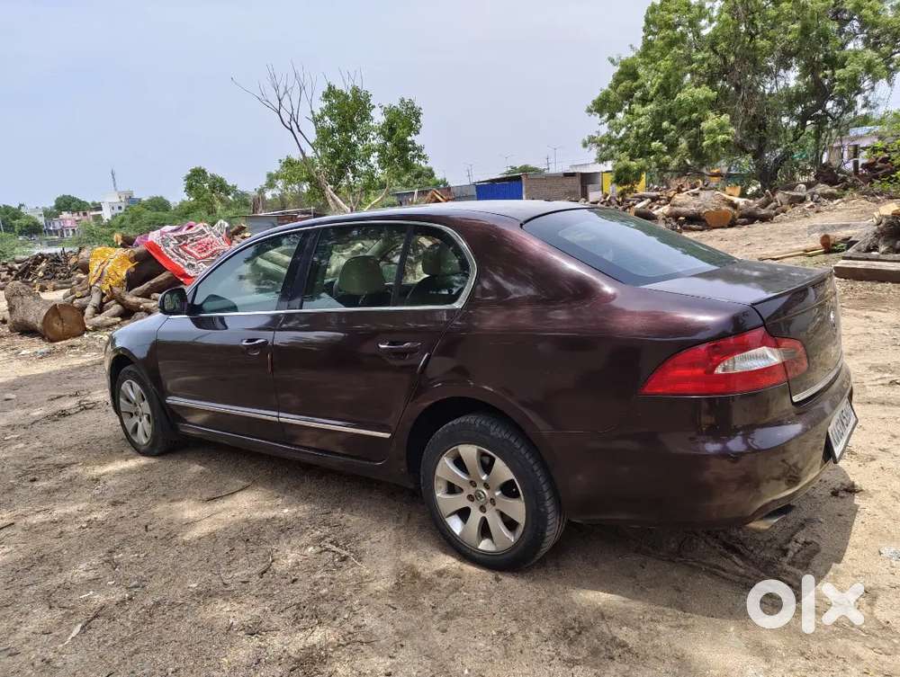 Skoda Superb 2012 Diesel 115000 Km Driven