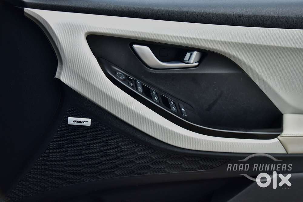 Hyundai Creta Sx (o) 1.5 Petrol Cvt, 2024, Petrol