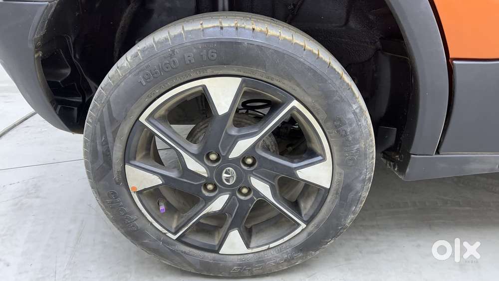 Tata Punch Creative Amt, 2022, Petrol